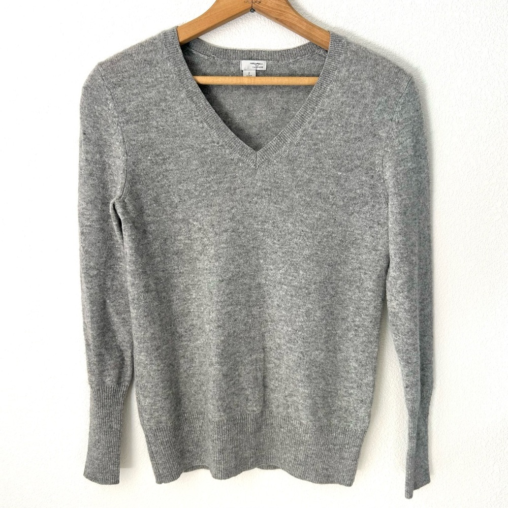 Halogen 100% Cashmere V-Neck Lightweight Heather Gray Sweater Luxury Knit Size S